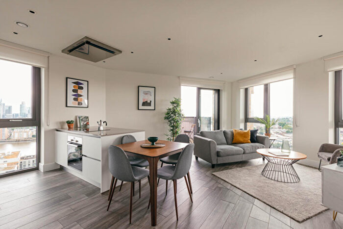 2 Bedroom Apartment To Rent In Collier Point, London, SE8