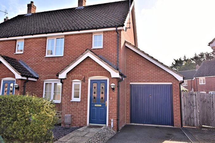 2 Bedroom Semi-Detached House To Rent In South Wootton, PE30