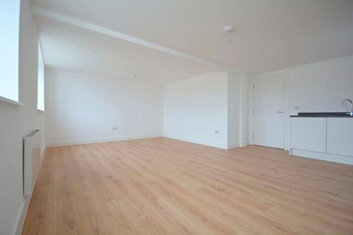 2 Bedroom Flat To Rent In Cumberland Road, Margate, CT9