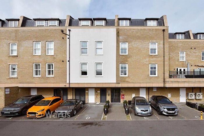 2 Bedroom Apartment For Sale In Richmond Street, Herne Bay, Kent, CT6