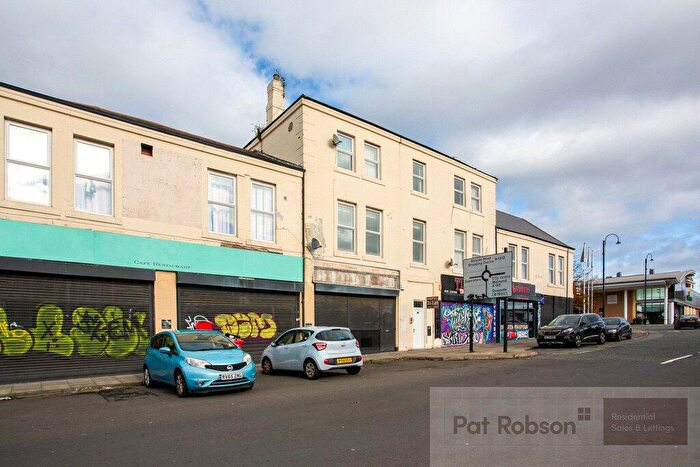2 Bedroom Apartment To Rent In Shields Road West, Byker, Newcastle Upon Tyne, NE6