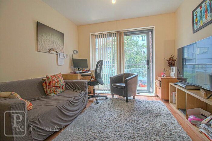1 Bedroom Apartment To Rent In Quayside Drive, Colchester, Essex, CO2