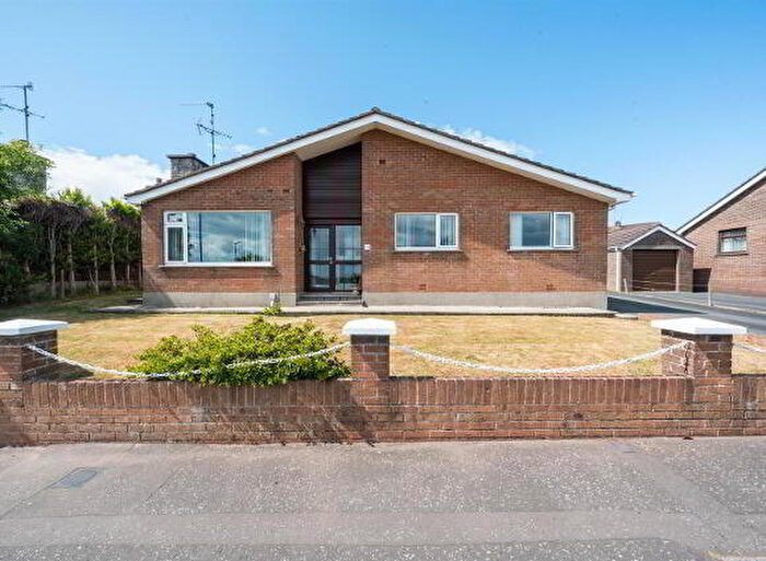 4 Bedroom Detached Bungalows For Sale In Carlisle Park, Ballynahinch, BT24