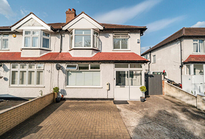 3 Bedroom Semi Detached House For Sale In Butter Hill, Wallington, SM6