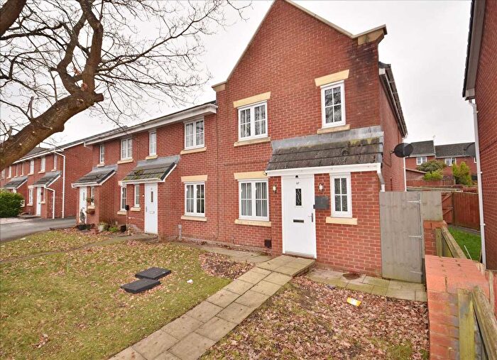 4 Bedroom Town House For Sale In Keepers Wood Way, Gillibrand North, Chorley, PR7