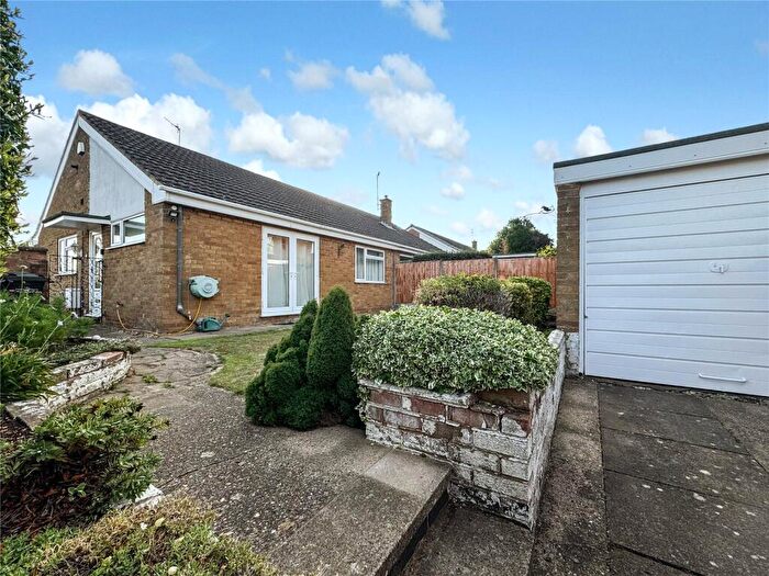 2 Bedroom Bungalow For Sale In Ringwood Close, Wigston, Leicestershire, LE18