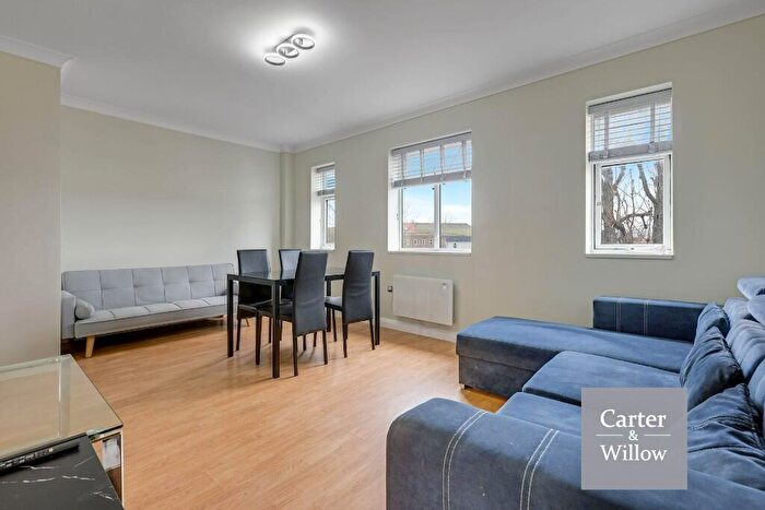1 Bedroom Flat To Rent In Porters Avenue, Dagenham, RM9