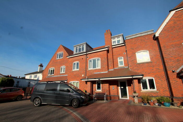 1 Bedroom Apartment To Rent In Standon Gardens, Tamworth, B79