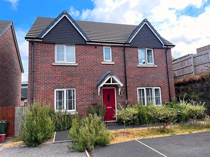 4 Bedroom Detached House For Sale In Wheat Belt Rise, Tithebarn, Exeter, EX1