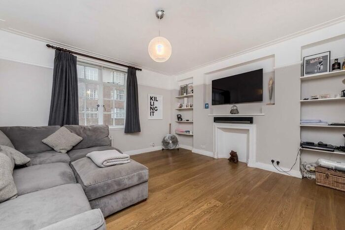 2 Bedroom Flat To Rent In Coram Street, London, WC1N