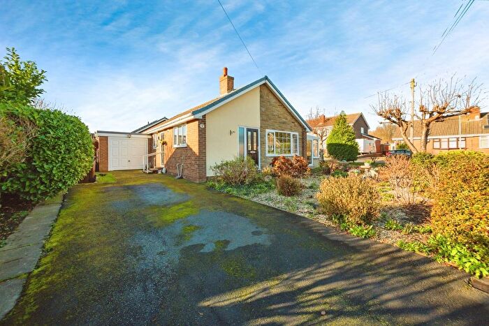 3 Bedroom Detached House For Sale In Valley Avenue, South Elmsall, Pontefract, WF9