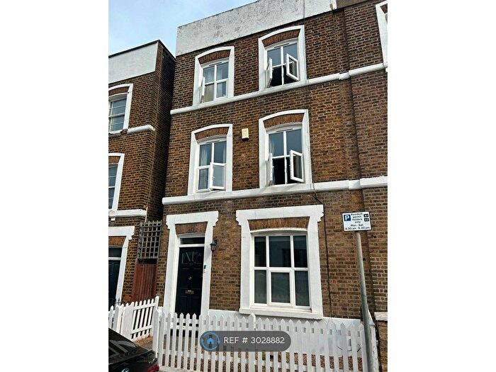 4 Bedroom Semi-Detached House To Rent In Wadham Road, London, SW15