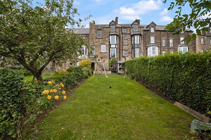 6 Bedroom House For Sale In Smedley Street East, Matlock, DE4