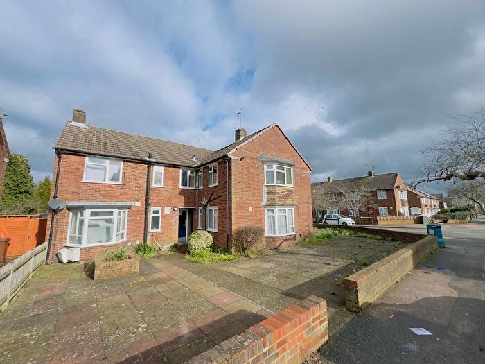 1 Bedroom Flat To Rent In Derwent Way, Gillingham, ME8