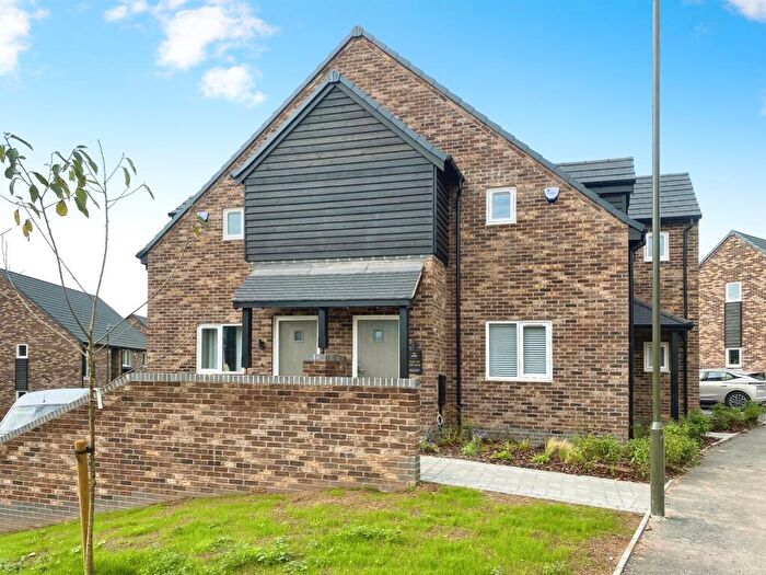 1 Bedroom Apartment For Sale In Deer Park Close, Alfreton, DE55
