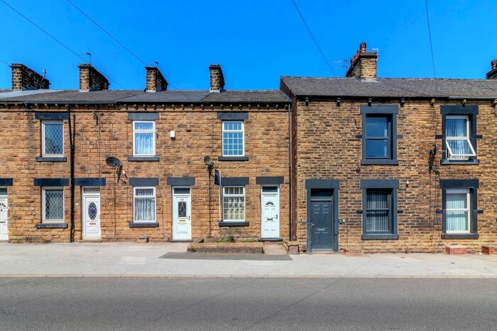 3 Bedroom Terraced House To Rent In Doncaster Road, Barnsley, S70