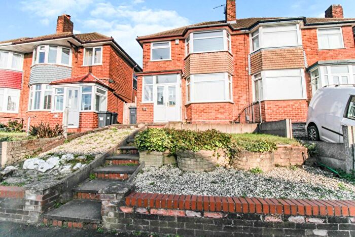 3 Bedroom Semi-Detached House To Rent In Sandwood Drive, Great Barr, Birmingham, B44