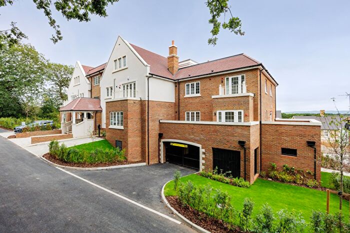 2 Bedroom Flat To Rent In Merrileas Drive, Oxshott, Leatherhead, Surrey, KT22