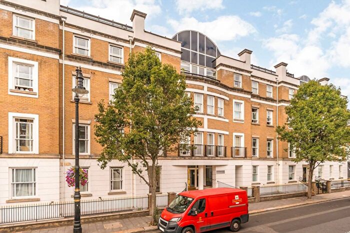 2 Bedroom Flat For Sale In Hugh Street, Pimlico Grid, SW1V