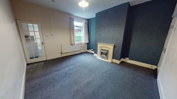 3 Bedroom Terraced House For Sale In King Street, Fenton, Stoke-on-Trent, ST4