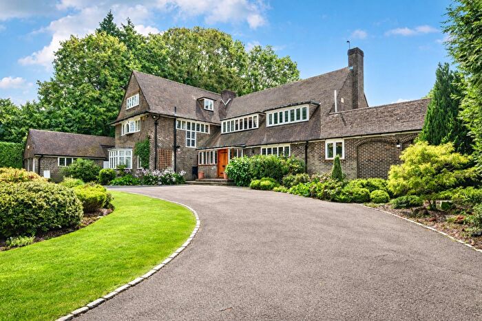 6 Bedroom Detached House For Sale In The Glade, Kingswood, Surrey, KT20