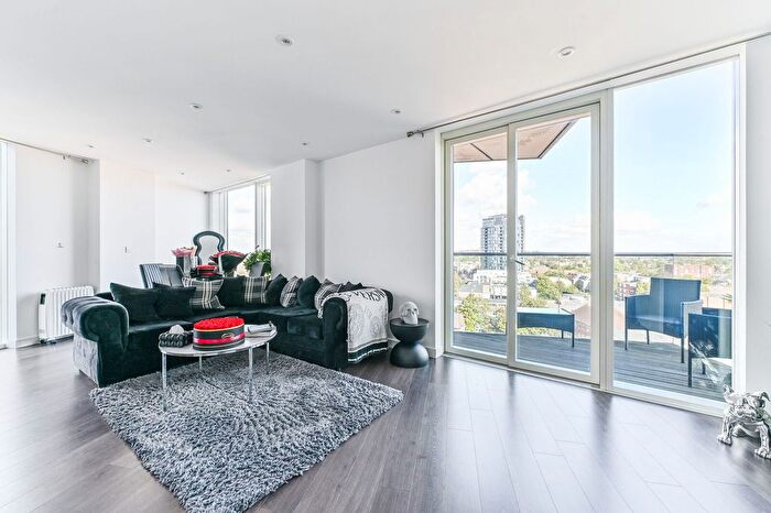 2 Bedroom Flat For Sale In Tennyson Apartments, Croydon, CR0