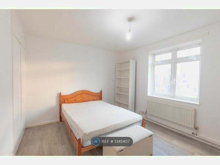 1 Bedroom Flat To Rent In Oak Tree House, London, W9