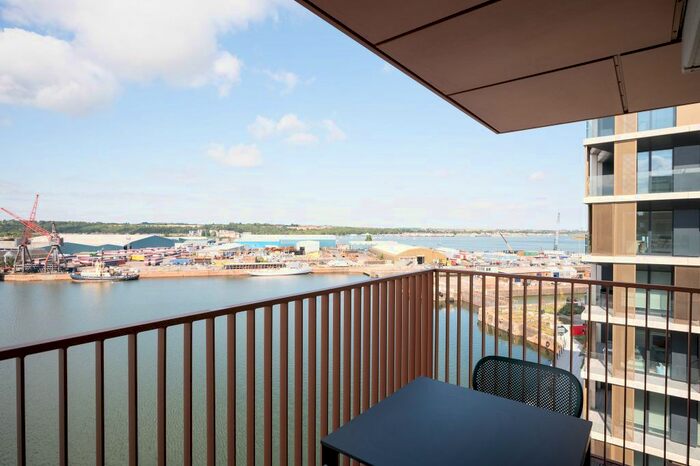 3 Bedroom Flat To Rent In The Kell, Gillingham Gate Road, Gillingham, ME4