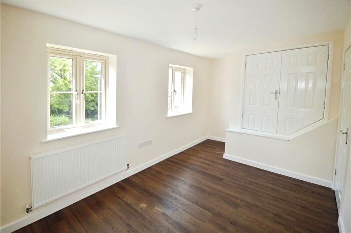 3 Bedroom End Of Terrace House For Sale In Adams Close, Hartshorne, Swadlincote, Derbyshire, DE11