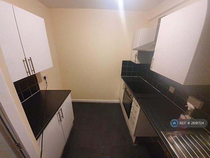 1 Bedroom Flat To Rent In Claremont Road, Seaforth, Liverpool, L21
