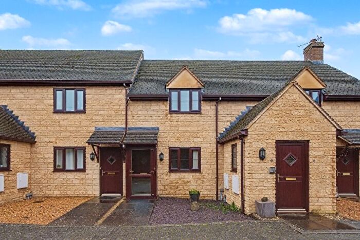 1 Bedroom Flat To Rent In Brighthampton, Witney, OX29