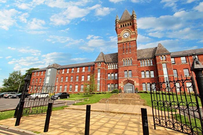 2 Bedroom Apartment For Sale In Oakhurst Drive, Birch Hill Clock Tower, OL12