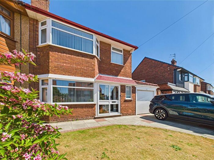 3 Bedroom Semi-Detached House For Sale In Bayswater Road, Wallasey, CH45