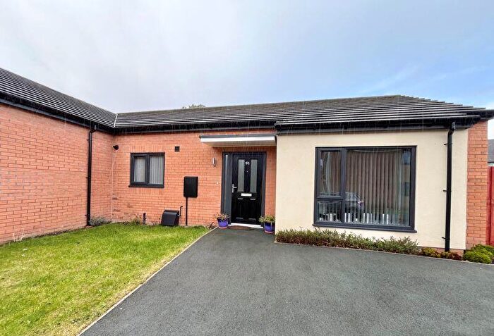 2 Bedroom Bungalow For Sale In Cambridge Gardens, Southport, PR9