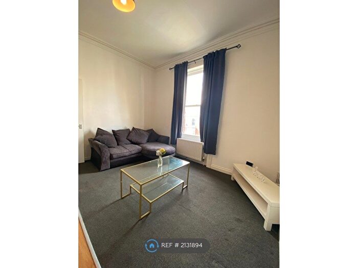 2 Bedroom Flat To Rent In Azalea Terrace North, Sunderland, SR2