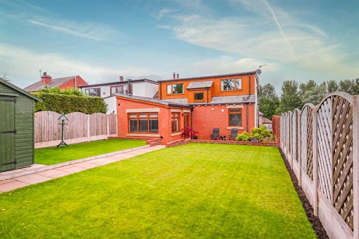 4 Bedroom Semi-Detached Bungalow For Sale In Whitehall Road, Wyke, Bradford, BD12