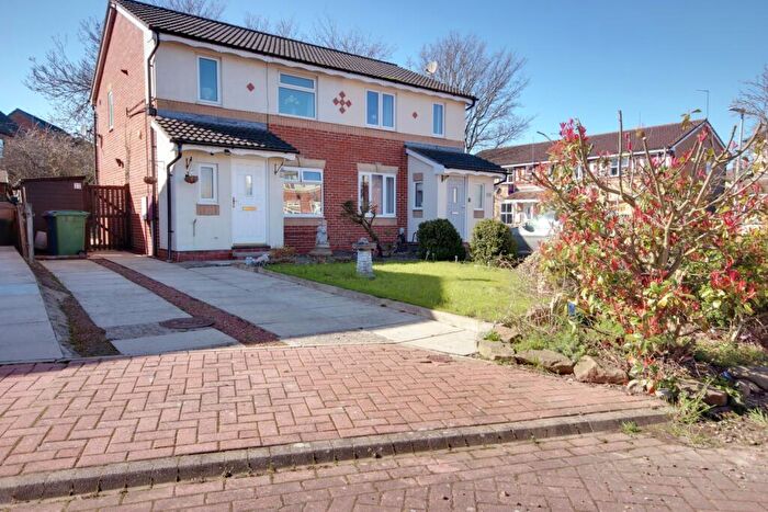 3 Bedroom Semi Detached House For Sale In Bielby Drive, Beverley, HU17