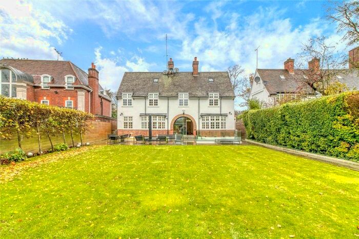 5 Bedroom Detached House To Rent In The Bishops Avenue, London, N2