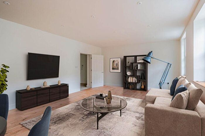 2 Bedroom Apartment To Rent In Piccadilly Place, London Road, BA1