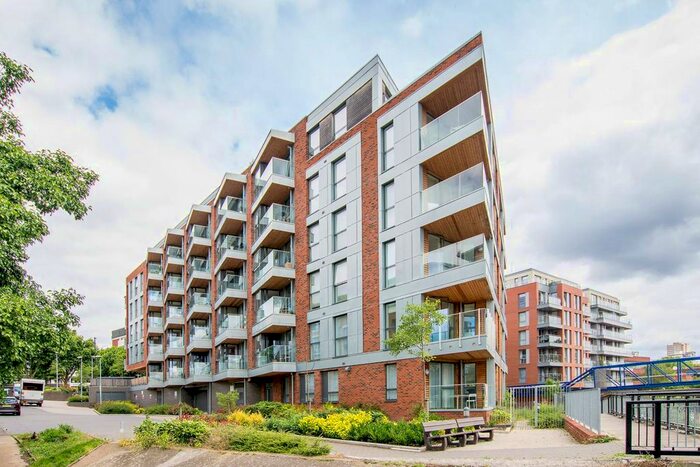 2 Bedroom Flat To Rent In Malthouse Court, Brentford, TW8
