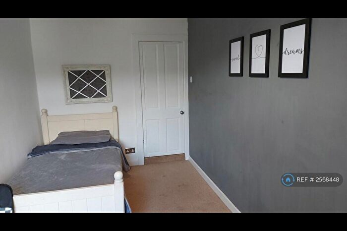 4 Bedroom Semi-Detached House To Rent In Sude Hill, New Mill, Holmfirth, HD9