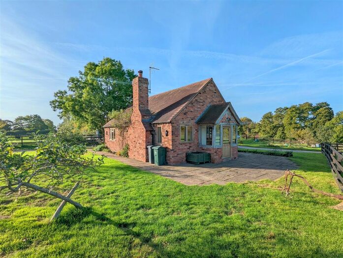 2 Bedroom Bungalow To Rent In Longdon Heath, Upton-Upon-Severn, Worcester, WR8