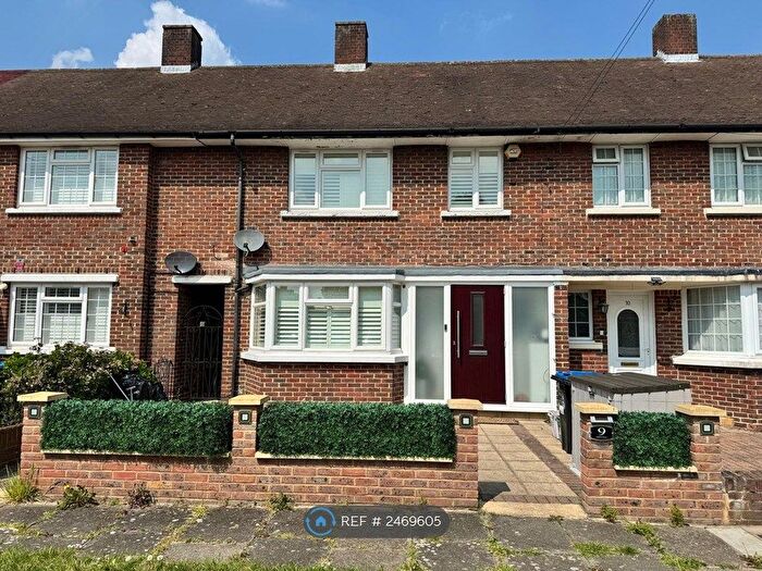 3 Bedroom Terraced House To Rent In Birch Walk, Mitcham, CR4