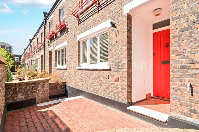 3 Bedroom Terraced House To Rent In Heralds Place, London, SE11