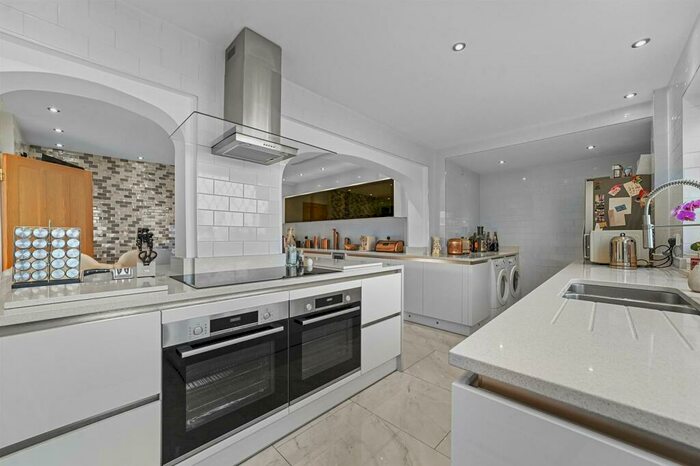 4 Bedroom Detached House For Sale In St. Osyth, Essex, CO16