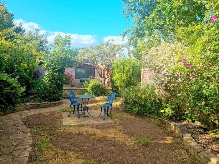 4 Bedroom Semi-Detached House To Rent In Woodhurst Road, Peterborough, PE2