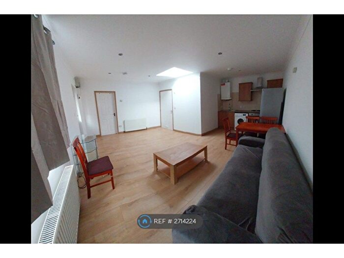 1 Bedroom Flat To Rent In Perivale, Perivale, Ealing, UB6