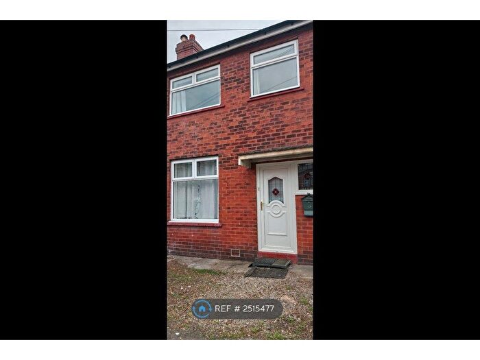 3 Bedroom Semi-Detached House To Rent In Range Road, Stockport, SK3
