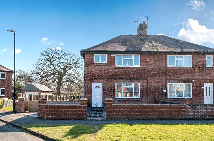 3 Bedroom Semi-Detached House For Sale In Alma Gardens, Ripon, HG4