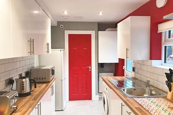 4 Bedroom House To Rent In Radford Boulevard, Nottingham, Nottinghamshire, NG7